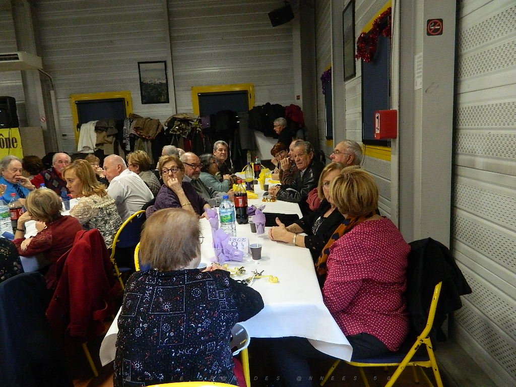 AOBR 2016 01 17 MARSEILLE GATEAU DES ROIS ET LES VOEUX  (8).JPG -                                